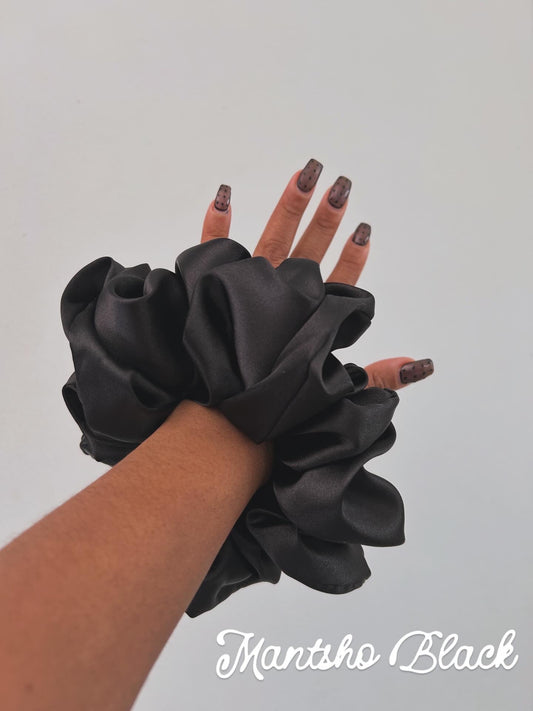 The Mantsho Black XXL Scrunchie 🖤