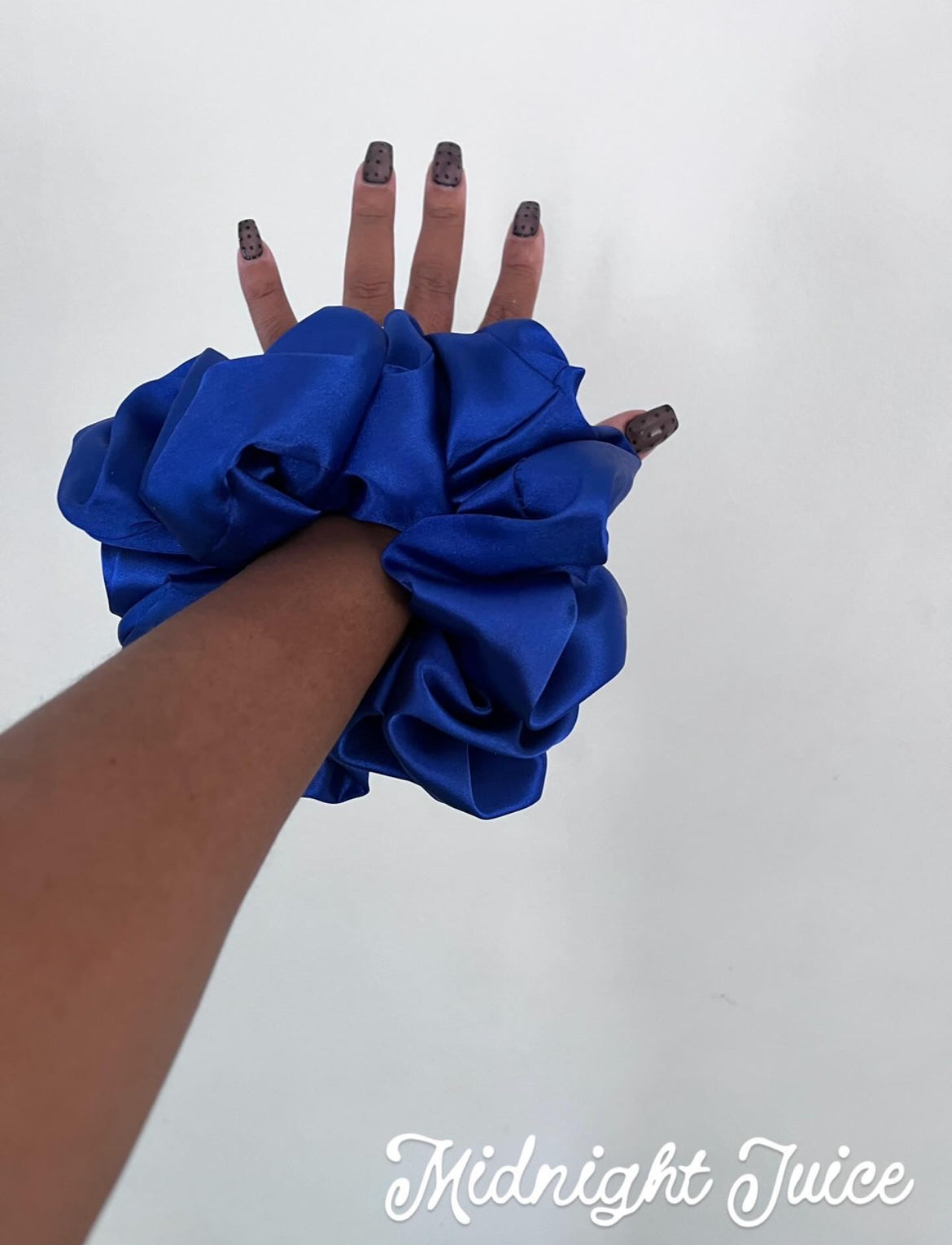 The Midnight Juice Scrunchie 💙✨
