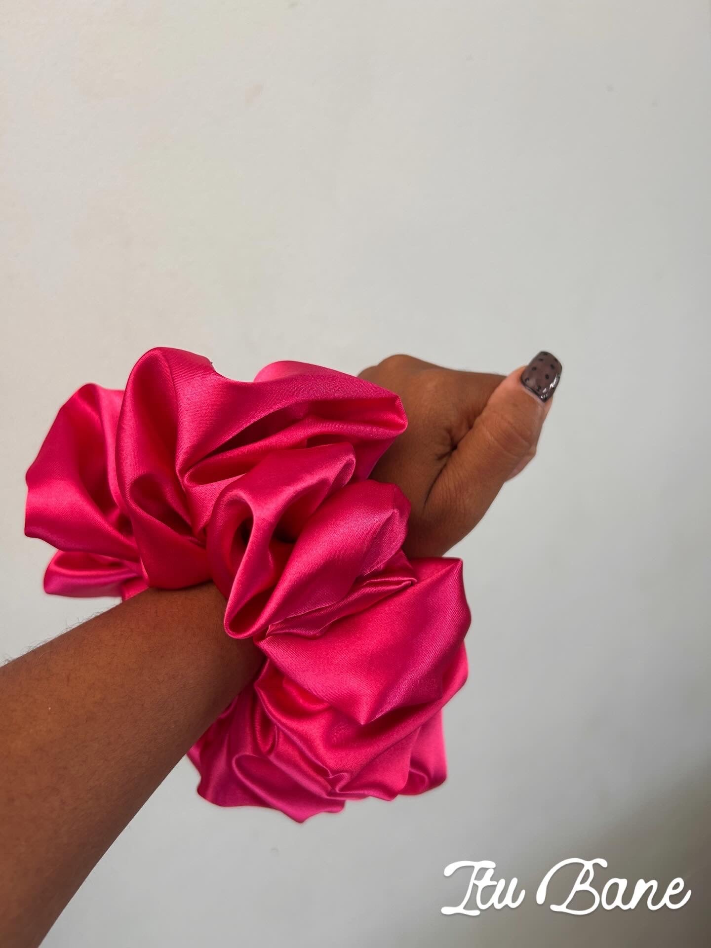 The Itu Bane🌸 XXL Scrunchie